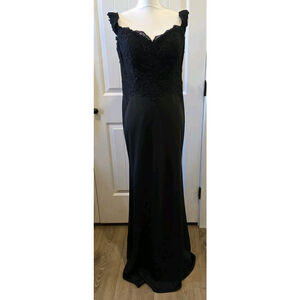 Eureka Los Angeles Full Length Black Lace Formal Event Gown Size XL Worn Once